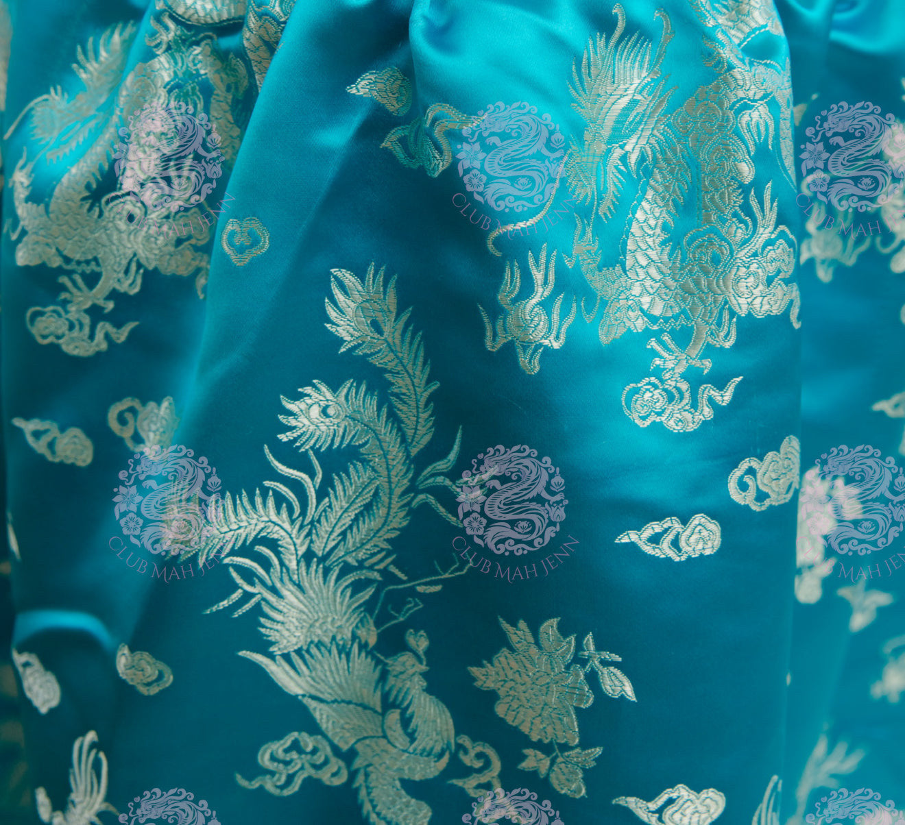 Luxe Velvet Tablecloth -IN STOCK ITEM