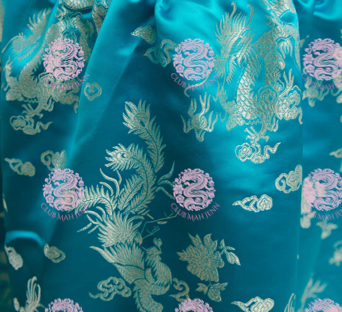 Luxe Velvet Tablecloth -IN STOCK ITEM