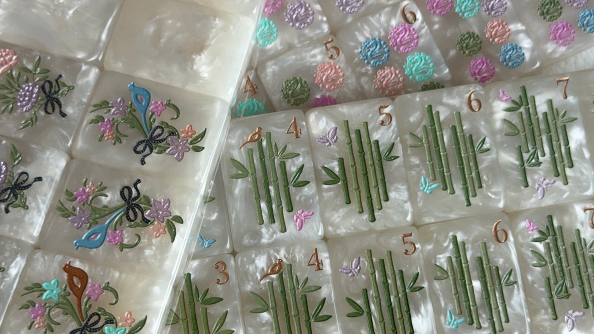 RETIRED !!! SPECIAL LIMITED EDITION Pearl Royale   Mother of Pearl Mah Jong Set - Madame Poochie  RETIRED